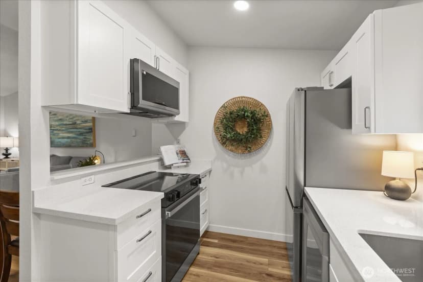 Property photo for 10822 E Riverside Drive #a303, Bothell photo 12