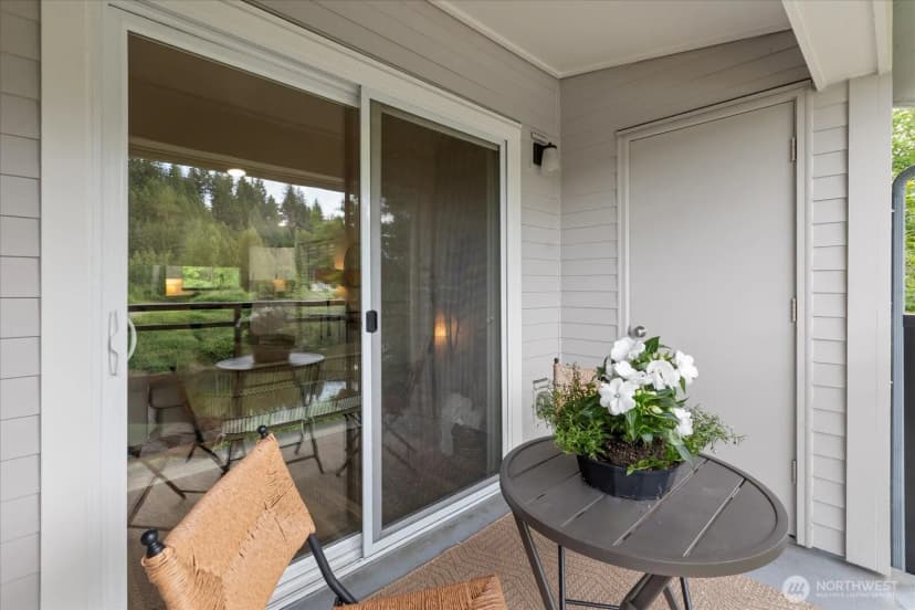 Property photo for 10822 E Riverside Drive #a303, Bothell photo 23