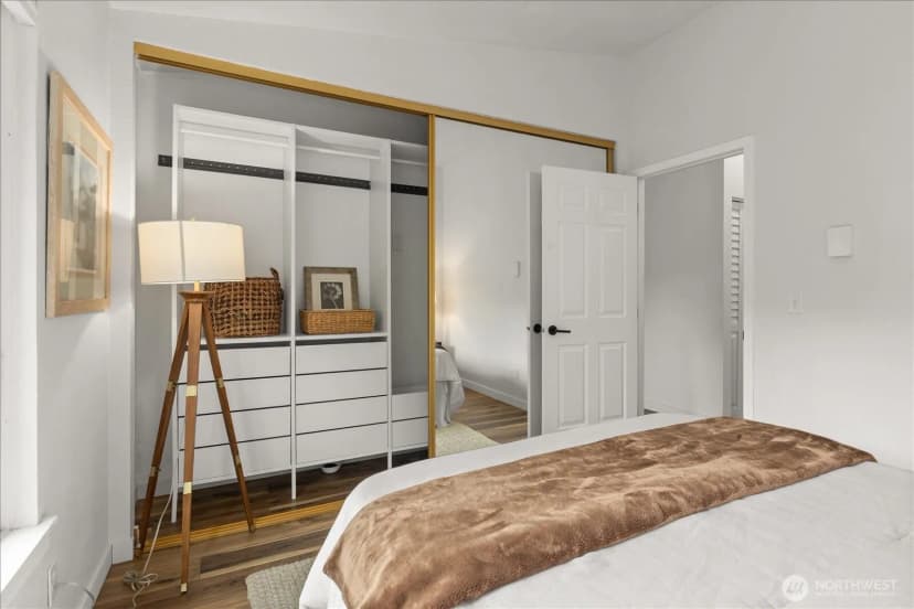 Property photo for 10822 E Riverside Drive #a303, Bothell photo 17
