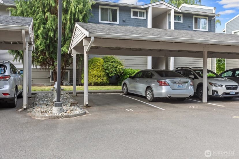 Property photo for 10822 E Riverside Drive #a303, Bothell photo 27