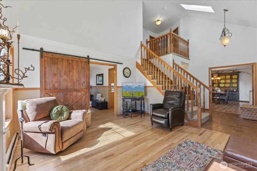 Property photo for 22285 Cully Road, Sedro Woolley photo 16