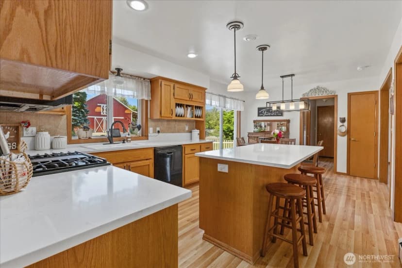 Property photo for 22285 Cully Road, Sedro Woolley photo 20