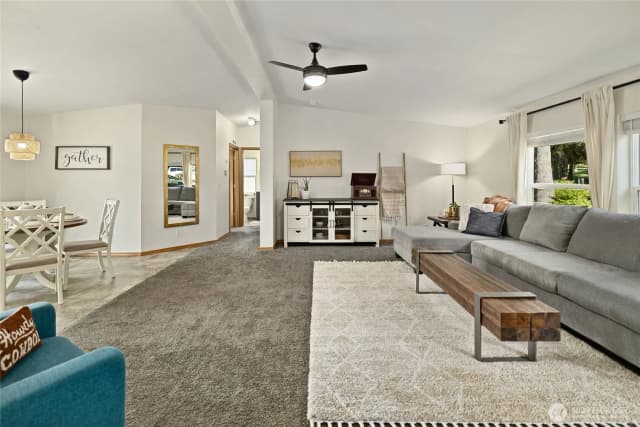 Property photo for 21 Saint Andrews Drive, Cle Elum photo 4