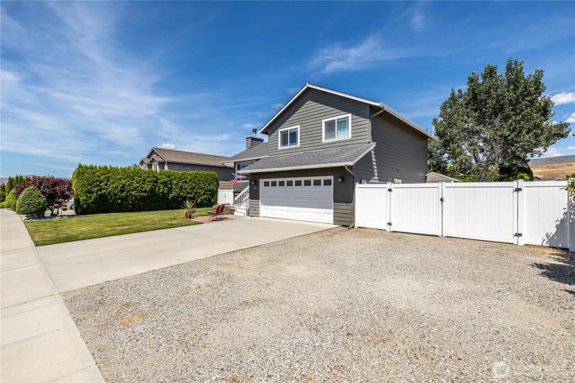 Property photo for 2386 Fancher Field Road, East Wenatchee photo 5