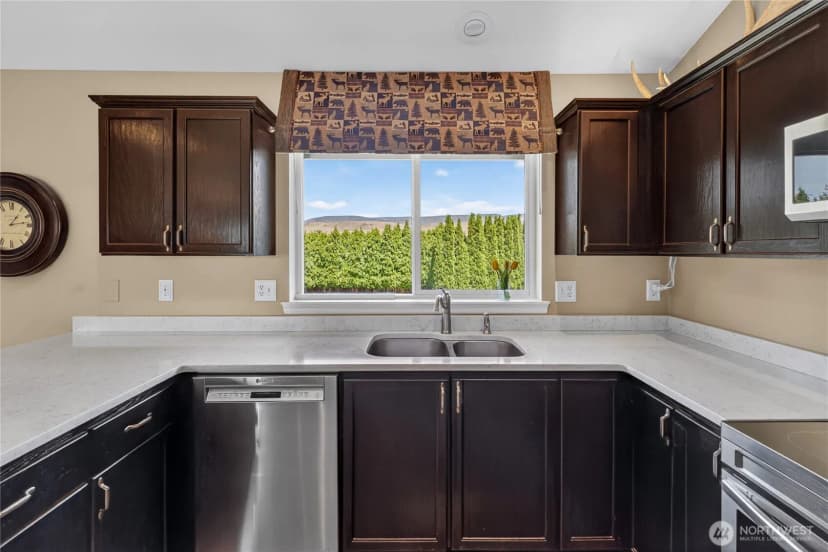 Property photo for 2386 Fancher Field Road, East Wenatchee photo 15