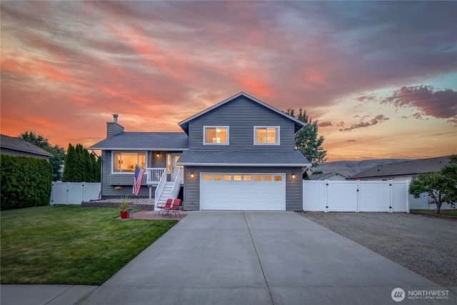 Property photo for 2386 Fancher Field Road, East Wenatchee