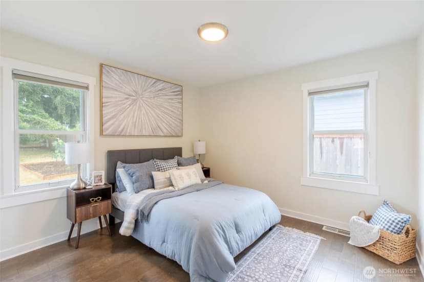 Property photo for 1420 S 129th Street, Burien photo 12