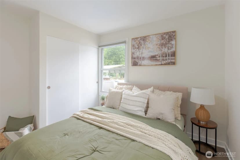 Property photo for 1420 S 129th Street, Burien photo 18