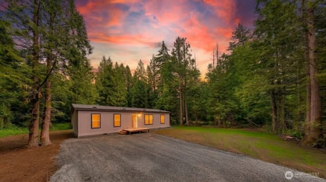 Property photo for 7944 Carson Road, Blaine