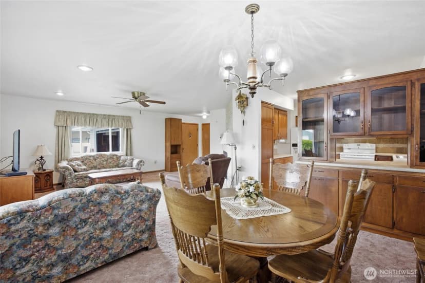 Property photo for 209 W 5th Street, Warden photo 10