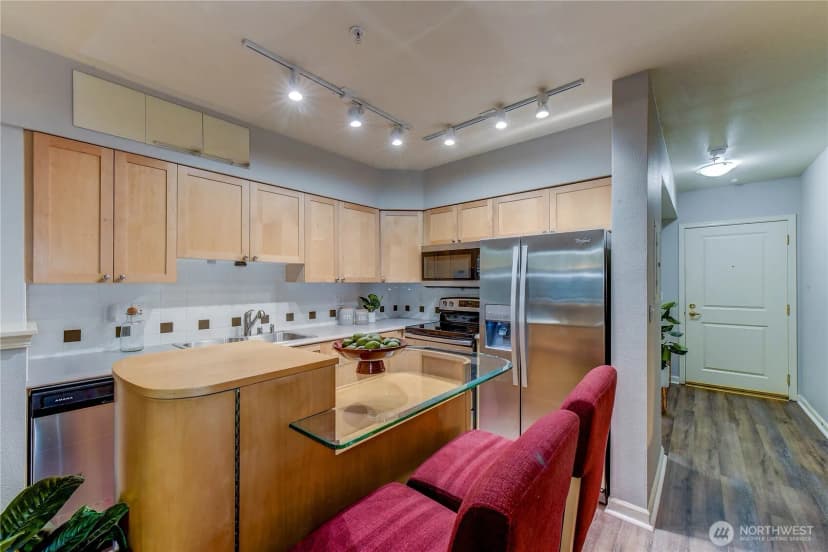 Property photo for 1525 Nw 57th Street #231, Seattle photo 4