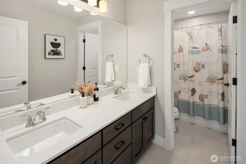 Property photo for 23908 Ne 15th Way, Sammamish photo 23
