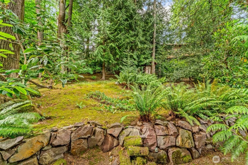 Property photo for 10554 Ne 150th Court, Bothell photo 34