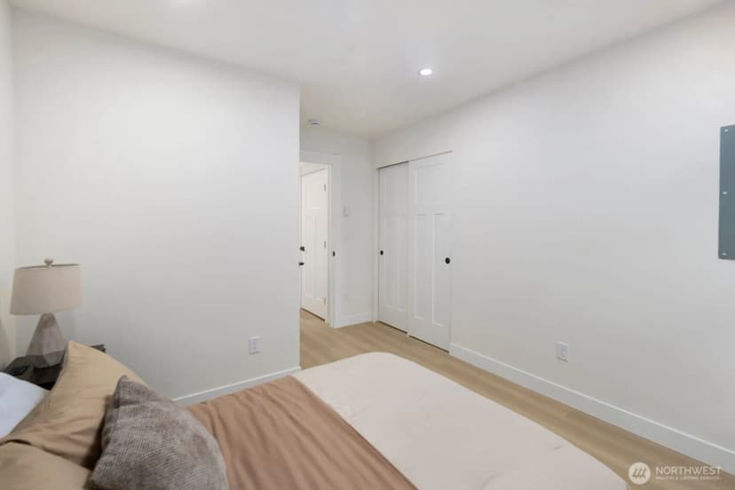Property photo for 12042 5th Avenue Ne, Seattle photo 21