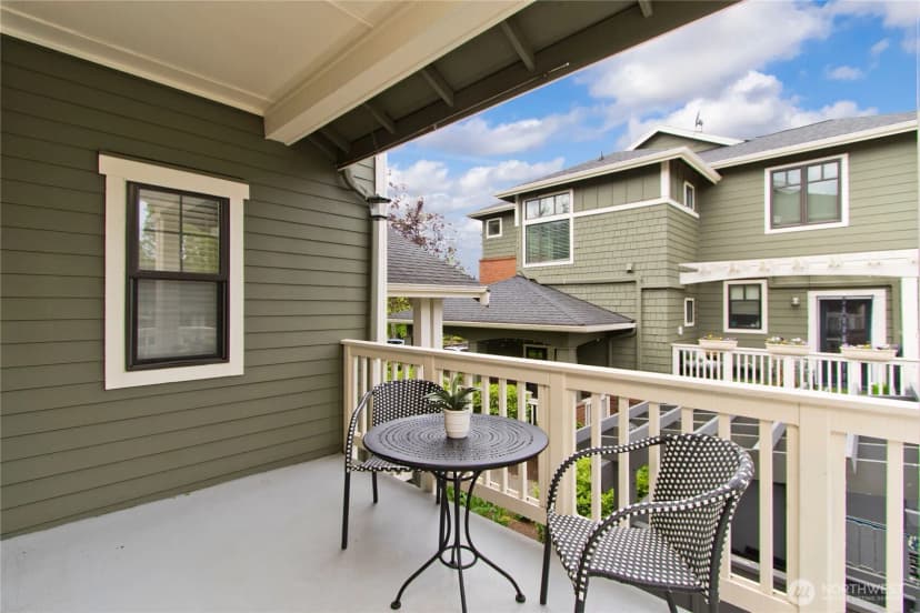 Property photo for 1843 Ne Kenyon Court, Issaquah photo 15