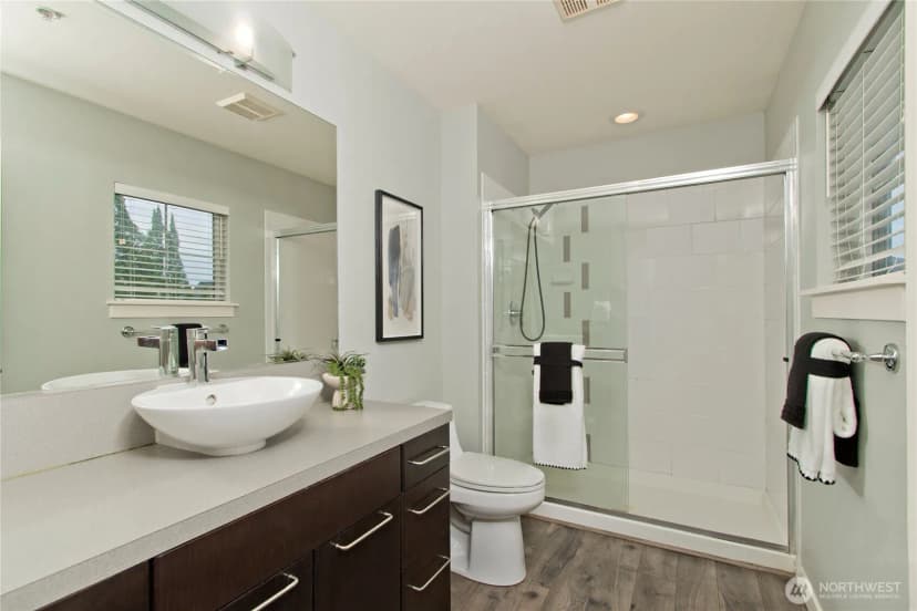 Property photo for 1843 Ne Kenyon Court, Issaquah photo 20