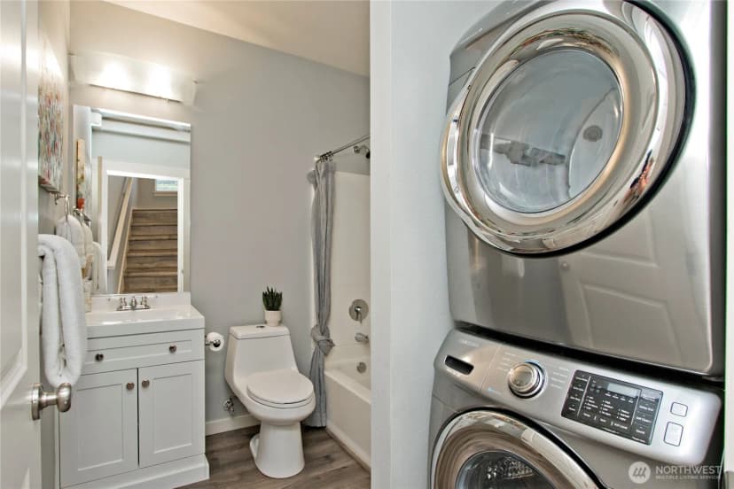 Property photo for 1843 Ne Kenyon Court, Issaquah photo 24