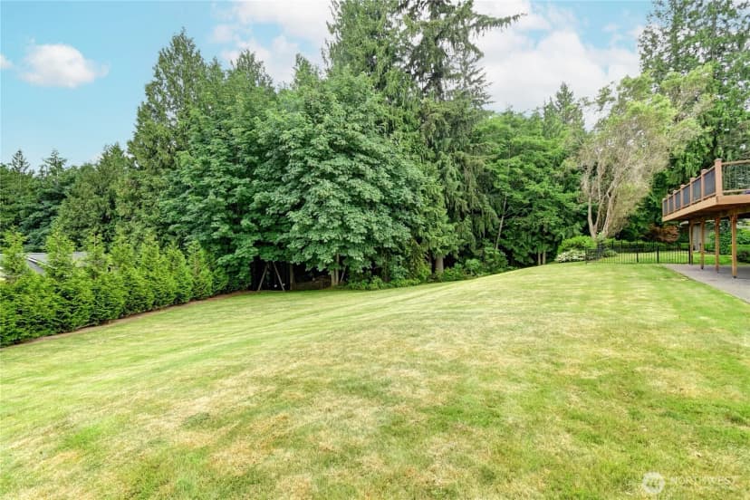 Property photo for 9315 36th Avenue Se, Everett photo 34