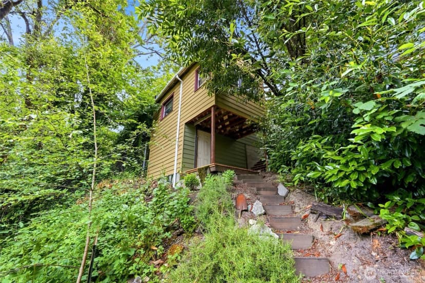 Property photo for 4755 39th Avenue S, Seattle photo 37