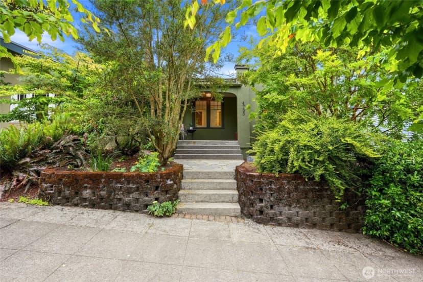 Property photo for 4755 39th Avenue S, Seattle photo 29