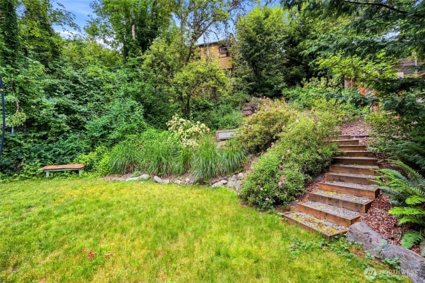 Property photo for 4755 39th Avenue S, Seattle photo 36