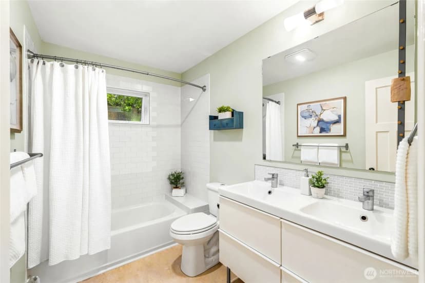 Property photo for 4755 39th Avenue S, Seattle photo 20