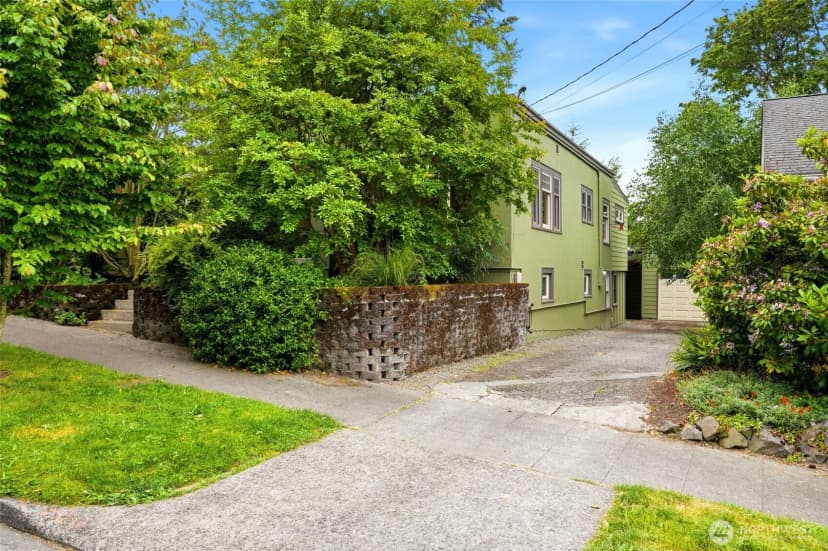 Property photo for 4755 39th Avenue S, Seattle photo 30