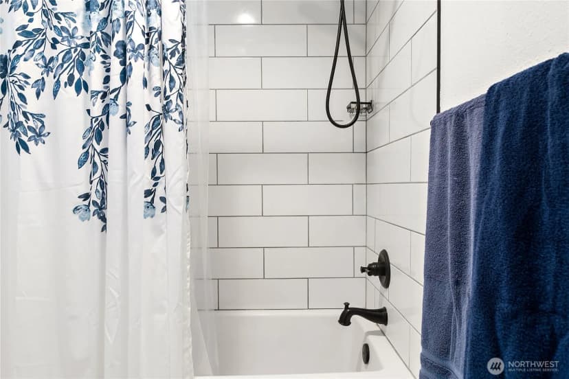 Property photo for 11002 Se Petrovitsky Road #g102, Renton photo 12