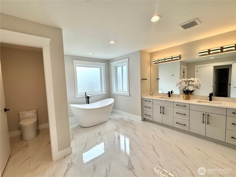 Property photo for 11700 Se 234th Place, Kent photo 30