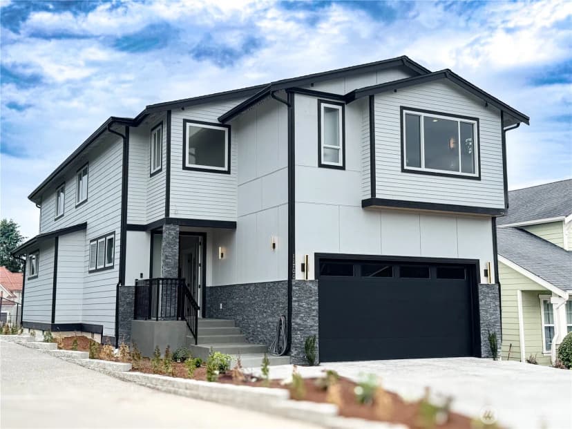 Property photo for 11700 Se 234th Place, Kent
