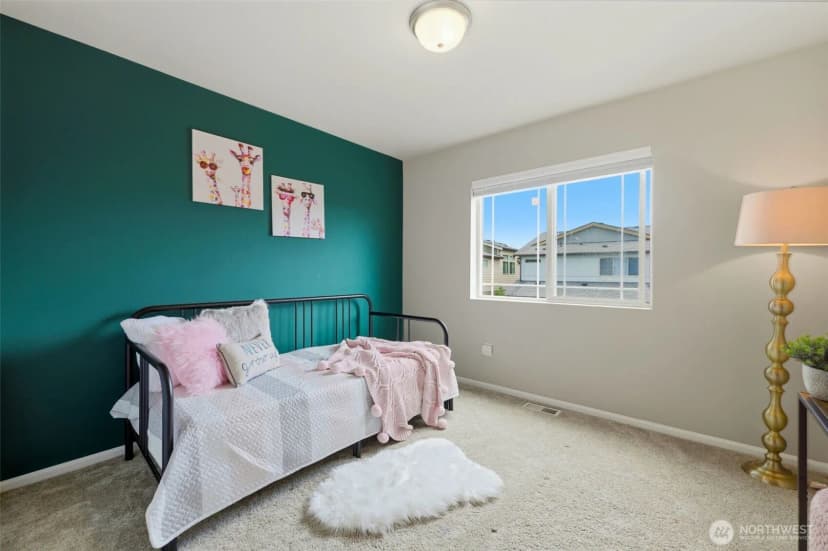 Property photo for 32467 Tolmie Lane, Black Diamond photo 31
