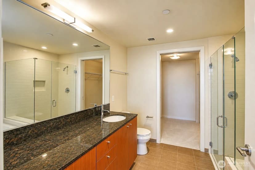 Property photo for 909 5th Avenue #1103, Seattle photo 13
