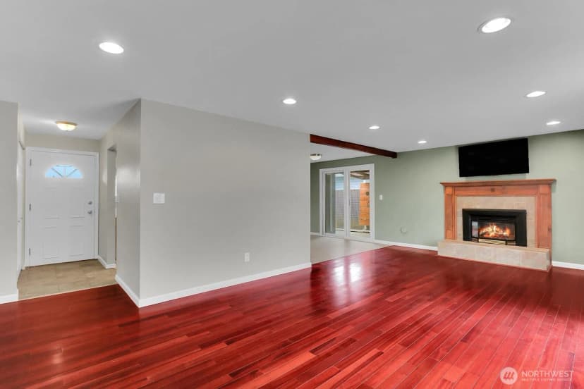 Property photo for 24415 14th Avenue S, Des Moines photo 14