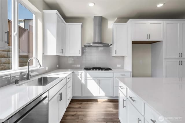 Property photo for 3975 Flat Top Drive, Bremerton photo 4