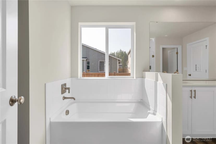 Property photo for 3975 Flat Top Drive, Bremerton photo 27