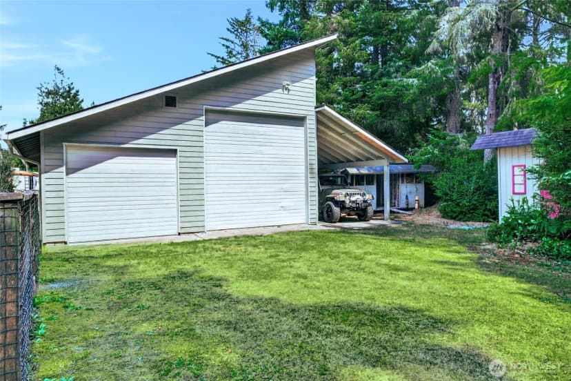 Property photo for 1907 194th Street, Long Beach photo 29