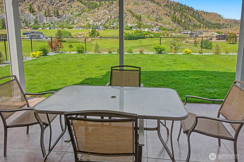 Property photo for 22 Frontage Road, Pateros photo 21