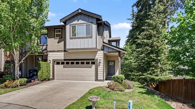 Property photo for 16533 2nd Park Se, Bothell photo 2
