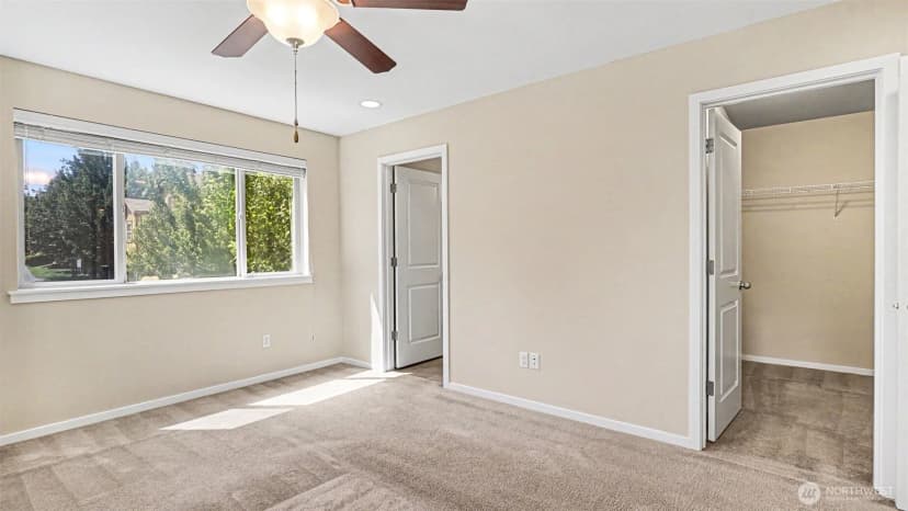Property photo for 16533 2nd Park Se, Bothell photo 17