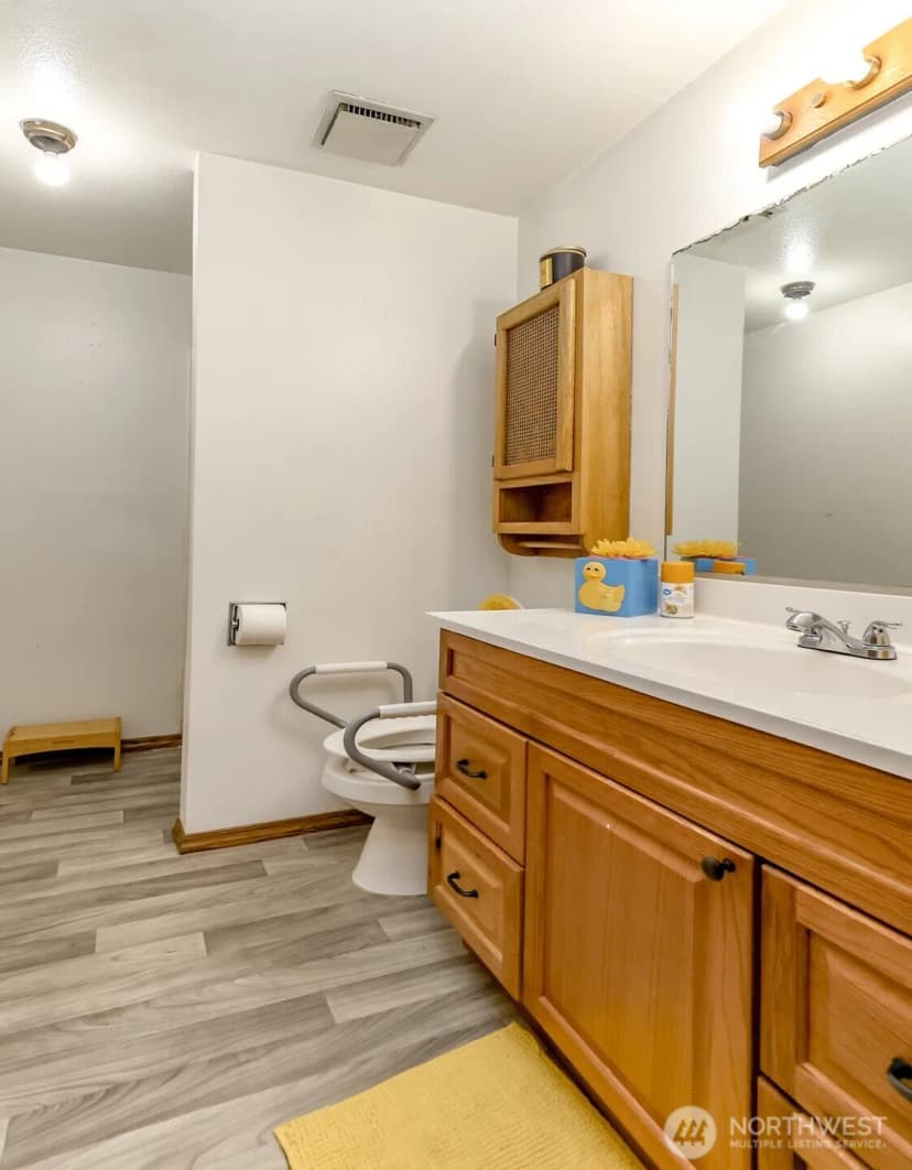 Property photo for 3542 71st Avenue W, University Place photo 30