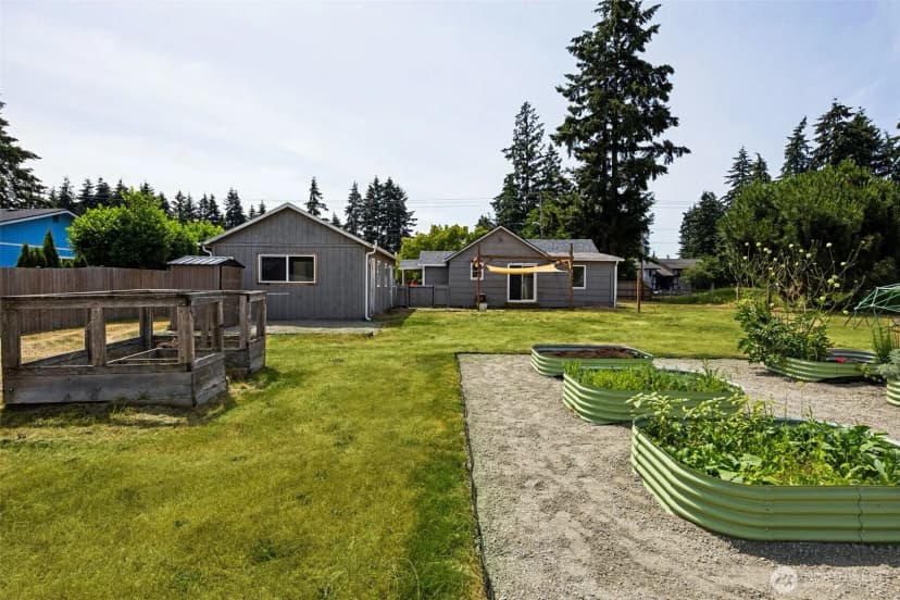 Property photo for 11101 122nd St E, Puyallup photo 15