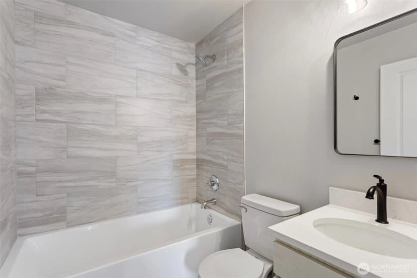Property photo for 1624 Pine Street #1, Everett photo 19