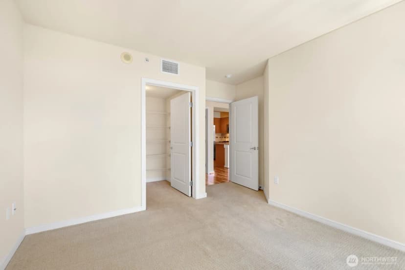 Property photo for 819 Virginia Street #2606, Seattle photo 11