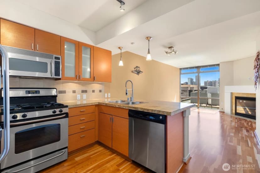 Property photo for 819 Virginia Street #2606, Seattle photo 6