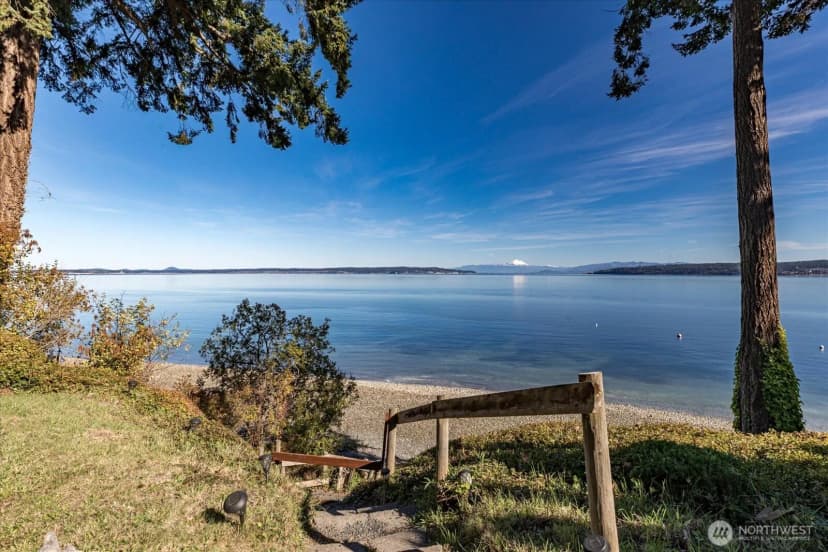 Property photo for 159 S Harrington Lagoon Road, Coupeville photo 4