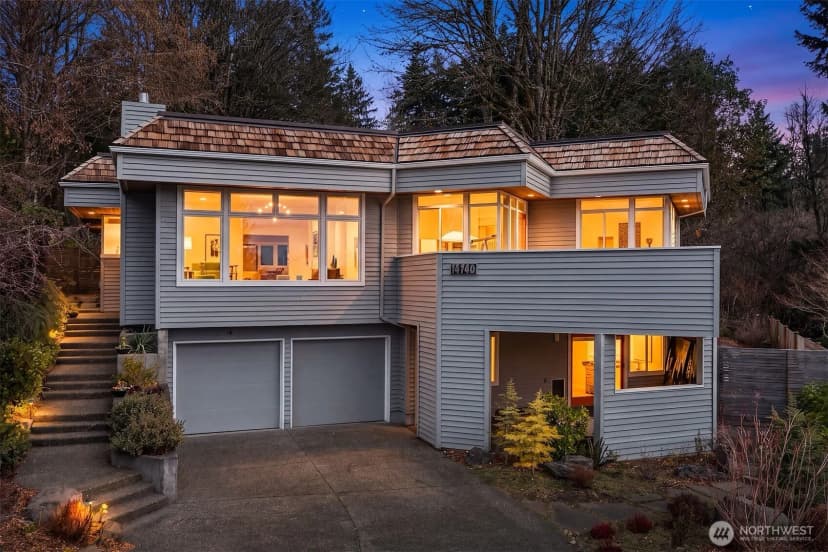 Property photo for 14740 Se 56th Street, Bellevue
