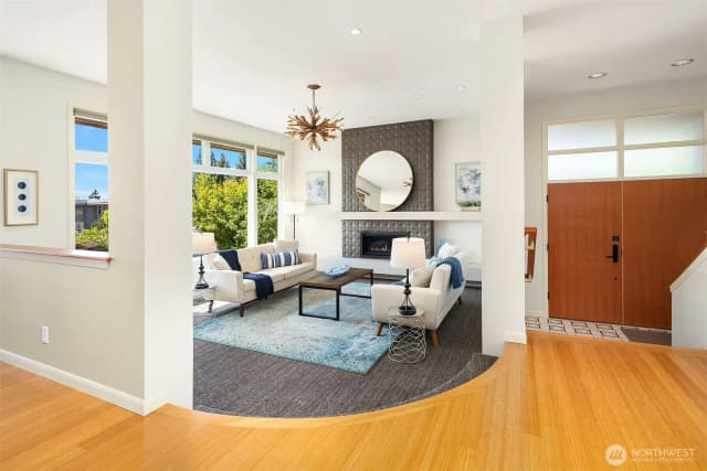 Property photo for 14740 Se 56th Street, Bellevue photo 4