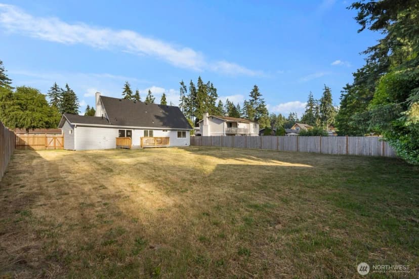 Property photo for 14009 145th Avenue Se, Renton photo 27