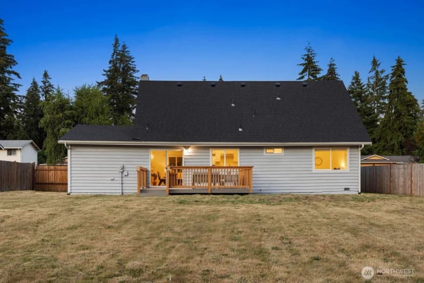Property photo for 14009 145th Avenue Se, Renton photo 28