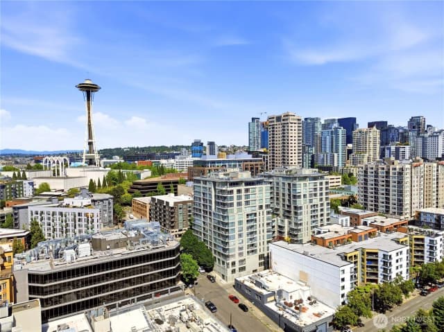 Property photo for 2929 1st Avenue #817, Seattle photo 2